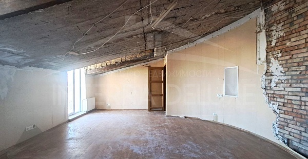 3-х комнатная квартира 157 м2 (двухуровневая), Ленинский район, ул. Щорса, 4