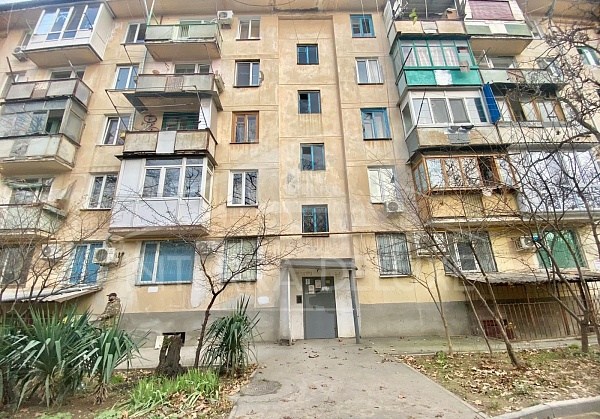 3-х комнатная квартира 56,5 м2 на 5/5 этаже в г. Севастополь, пр-т Генерала Острякова