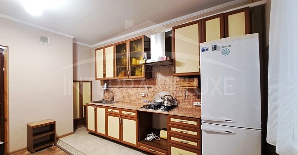 2-х комнатная квартира 80 м2 на 3/10 этаже, Нахимовский район, пр. Победы