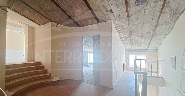 3-х комнатная квартира 157 м2 (двухуровневая), Ленинский район, ул. Щорса, 4