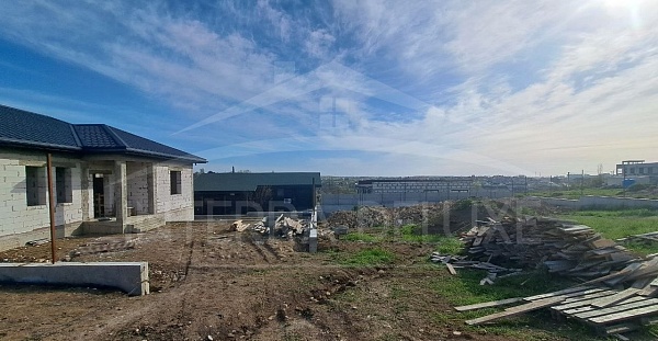 Дом 120 м2 на участке 5,2 сотки, Ленинский район. ул. Генерала Моргунова