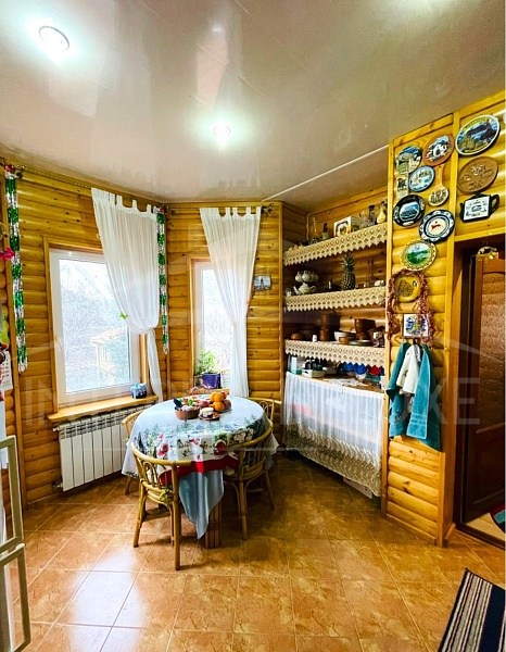2-х этажный дом 264 м2 на 12 сот. ИЖС. Бахчисарайский район, с. Баштановка