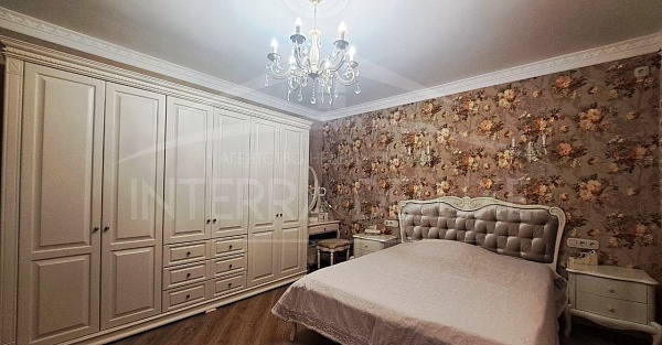 5-ти комнатная квартира 150 м2, Гагаринский район, ул. Тараса Шевченко, 20