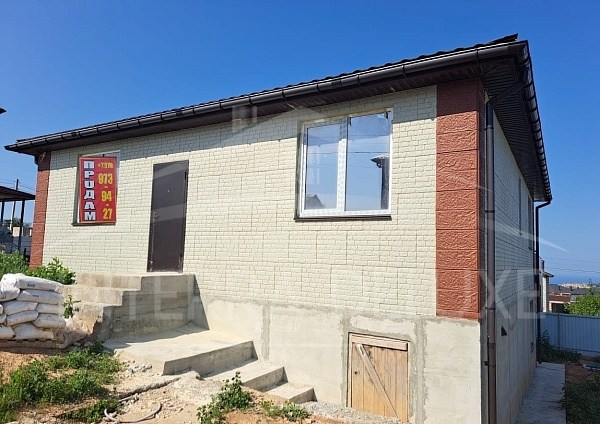 Дом 200 м2 на 4 сотках, в , Балаклавский район