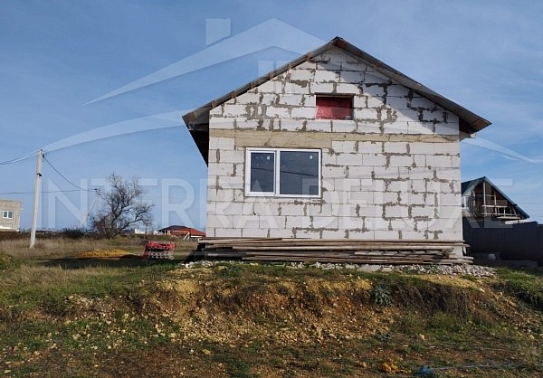 2-х этажный дом 70 м2 на участке 4 сотки в -Югрыба, Балаклавский район