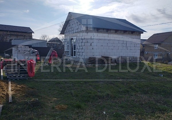 2-х этажный дом 70 м2 на участке 4 сотки в -Югрыба, Балаклавский район