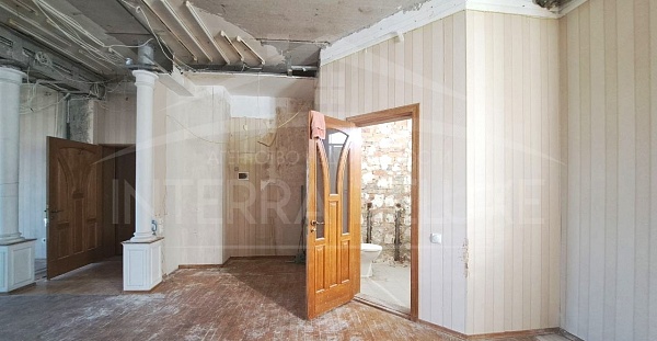 3-х комнатная квартира 157 м2 (двухуровневая), Ленинский район, ул. Щорса, 4