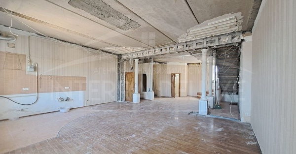 3-х комнатная квартира 157 м2 (двухуровневая), Ленинский район, ул. Щорса, 4