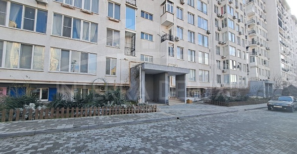 Однокомнатная квартира 38 м2 на 10/11 этаже, Ленинский район. ул. Пожарова, 20/1