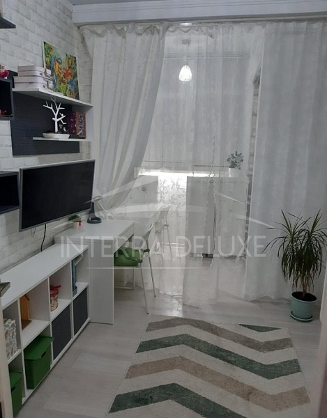 1-комнатная квартира 40 м2 на 1/10 этаже, Ленинский район,  пр-кт Генерала Острякова 244к6