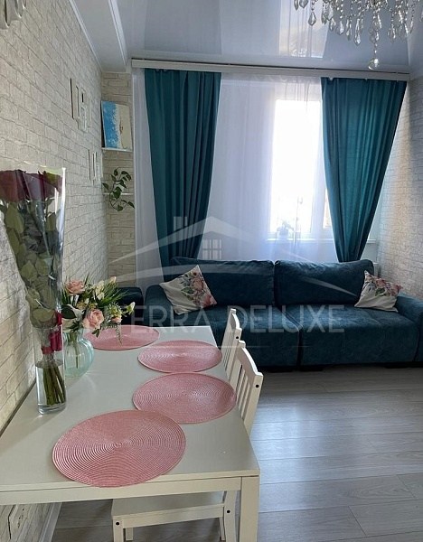 1-комнатная квартира 40 м2 на 1/10 этаже, Ленинский район,  пр-кт Генерала Острякова 244к6