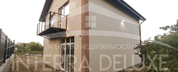 СТ Катюша 151, дом 125 м² на участке 8 сот.