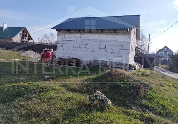 2-х этажный дом 70 м2 на участке 4 сотки в -Югрыба, Балаклавский район