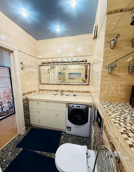 2-х комнатная квартира 71 м2 на 7/10 этаже, Гагаринский район, пр. Античный, 12
