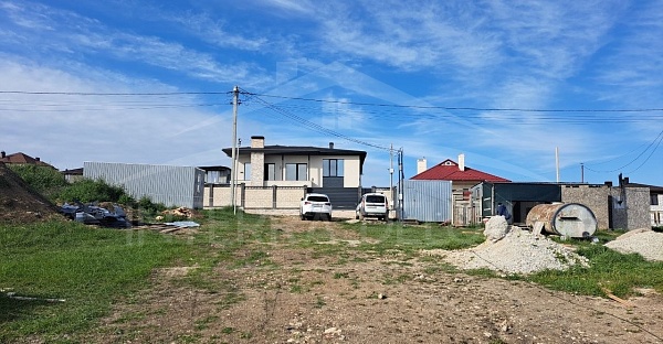 Дом 120 м2 на участке 5,2 сотки, Ленинский район. ул. Генерала Моргунова