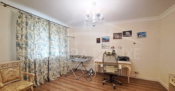5-ти комнатная квартира 150 м2, Гагаринский район, ул. Тараса Шевченко, 20
