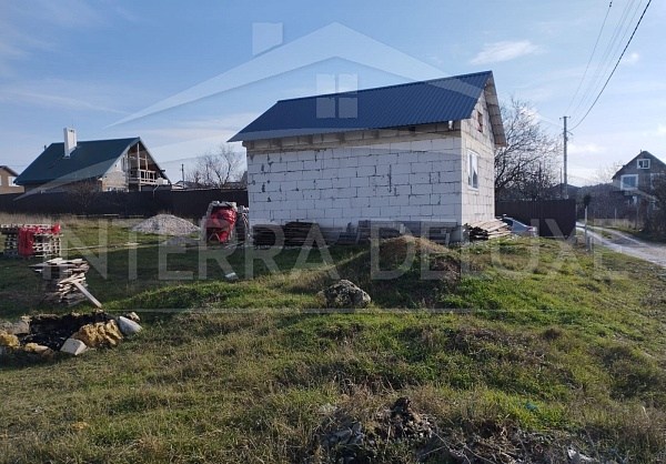 2-х этажный дом 70 м2 на участке 4 сотки в -Югрыба, Балаклавский район
