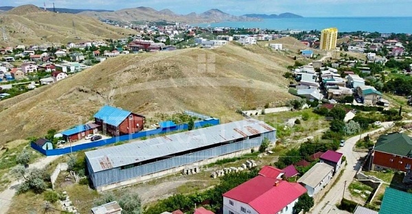 База 1000 м2 на участке 0,56 га, пгт. Коктебель