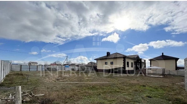 2-х этажный дом 320 м2 на участке 16 соток ИЖС, Нахимовский район, ул. Евгения Реброва,27