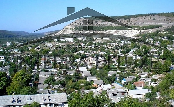 Уч.: 19 соток с дачным домиком 25 м2 (СНТ), Бахчисарайский район,  с. Верхнесадовое, ул. Дачная