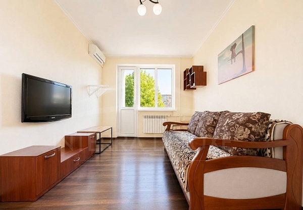 2к. квартира 44,9 м2 на 4/5 этаже, проспект. Юрия Гагарина, д. 11, г. Севастополь