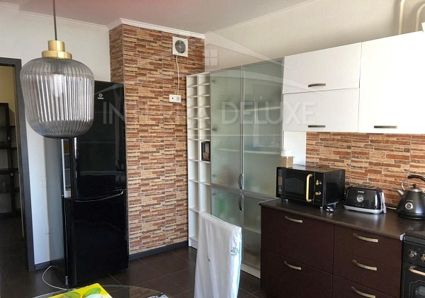 2-х комнатная квартира 72,5 м2, на 4/9 этаже дома в г. Севастополь, Ленинский  район, пр-т Генерала Острякова, 250