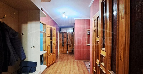 2-х комнатная квартира 80 м2 на 3/10 этаже, Нахимовский район, пр. Победы