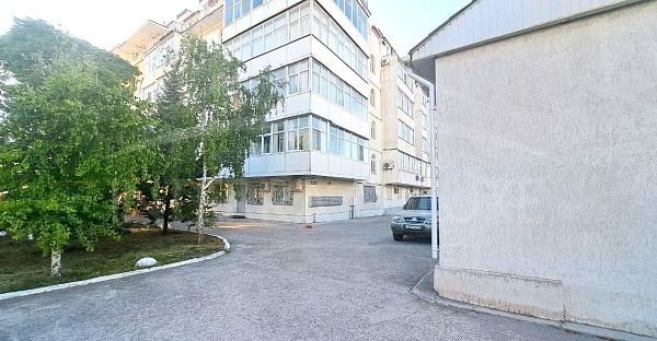 3-х комнатная квартира 157 м2 (двухуровневая), Ленинский район, ул. Щорса, 4