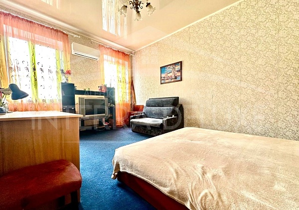 Однокомнатная квартира 28,7 м2, Ленинский район, ул. Кулакова, 80