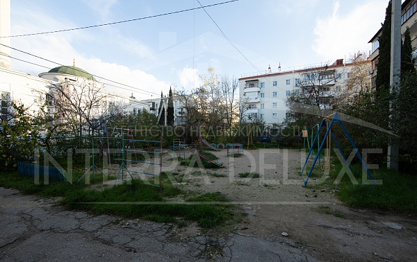 3-х комнатная квартира 69 м2 на 2/5 этаже, Ленинский район, ул. Кулакова, 38
